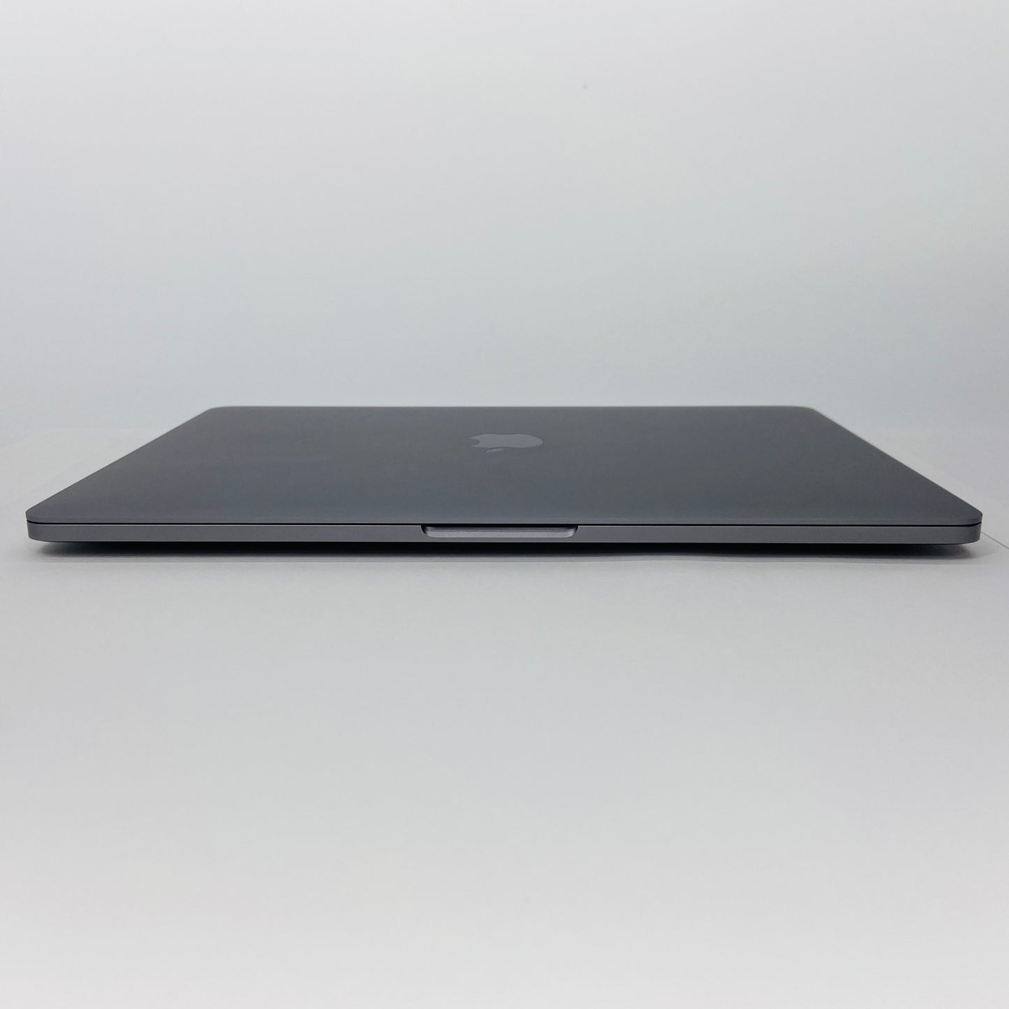 MacBook Pro 2022 13インチ M2 8コアCPU 10コアGPU 8GB 256GB スペースグレー バッテリー最大容量98%【C4914-80】