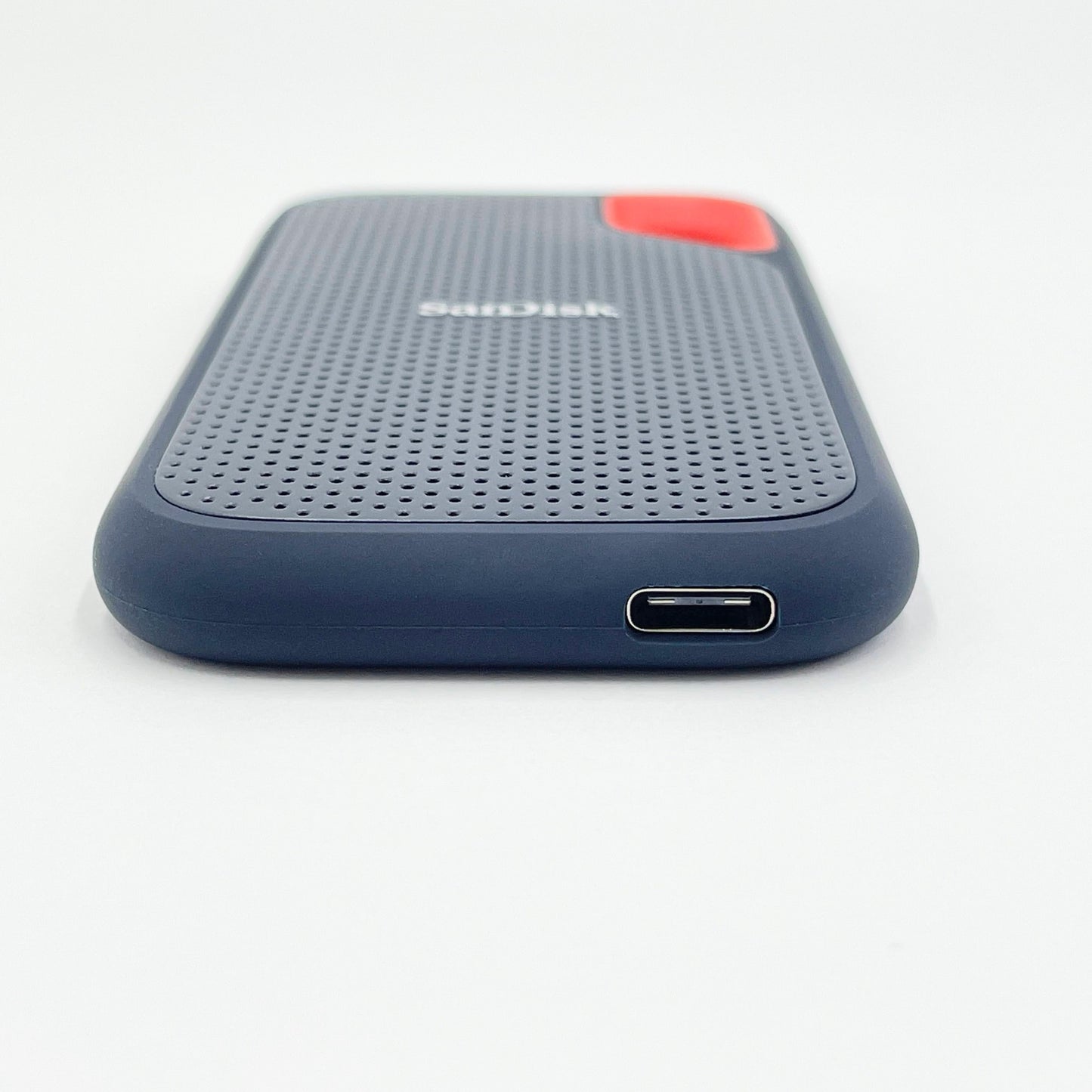 サンディスク ポータブルSSD 1TB エクストリームプロ SDSSDE61-1TOO SanDisk 外付けSSD 本体のみ【C7944-N】