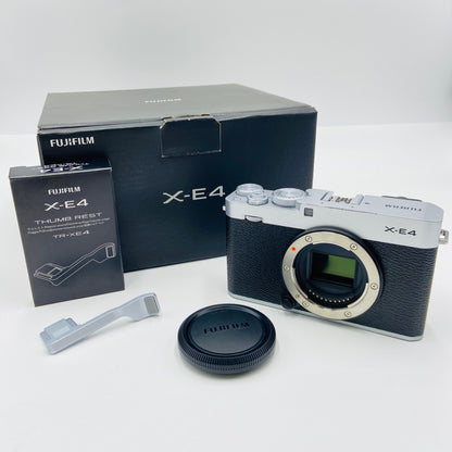 富士フイルム FUJIFILM X-E4 ボディ 元箱付属品完備＋別売り純正サムレスト付き	【C4134-60】