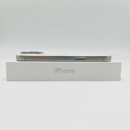 新品同様 美品 Apple iPhone 16 Pro 128GB SIMフリー MYMW3J/A スマートフォン ホワイトチタニウム バッテリー最大容量92%【C5056-C】