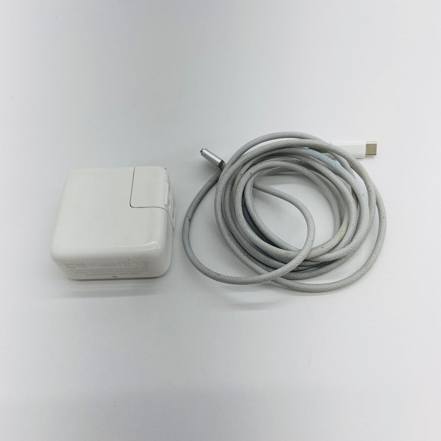 Apple MacBook Air 13インチ M2 8GB SSD256GB MLXY3J/A シルバー バッテリー最大容量99%【C4645-80】
