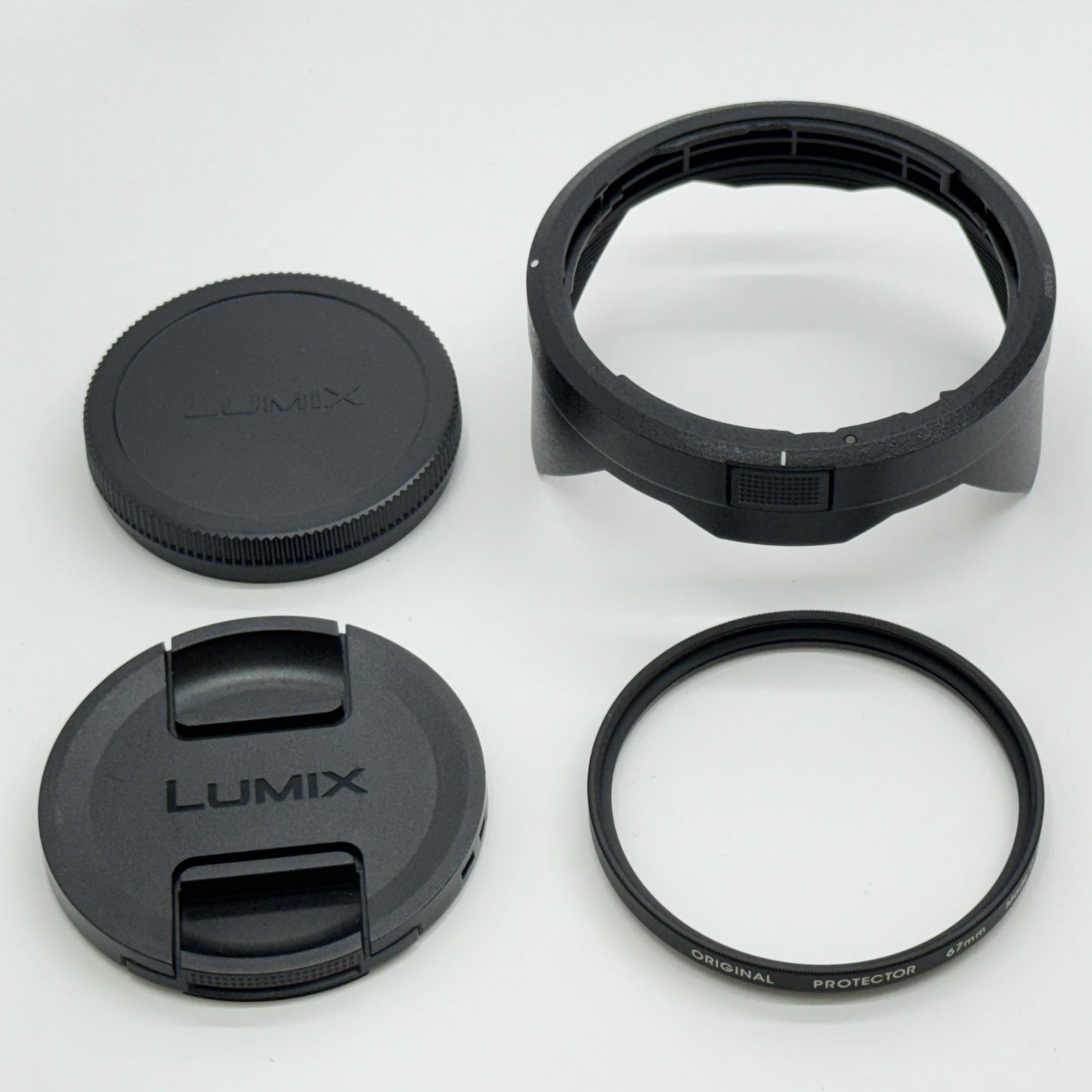 美品 Panasonic LUMIX S 20-60mm F3.5-5.6 S-R2060 Lマウント【C7477-60】