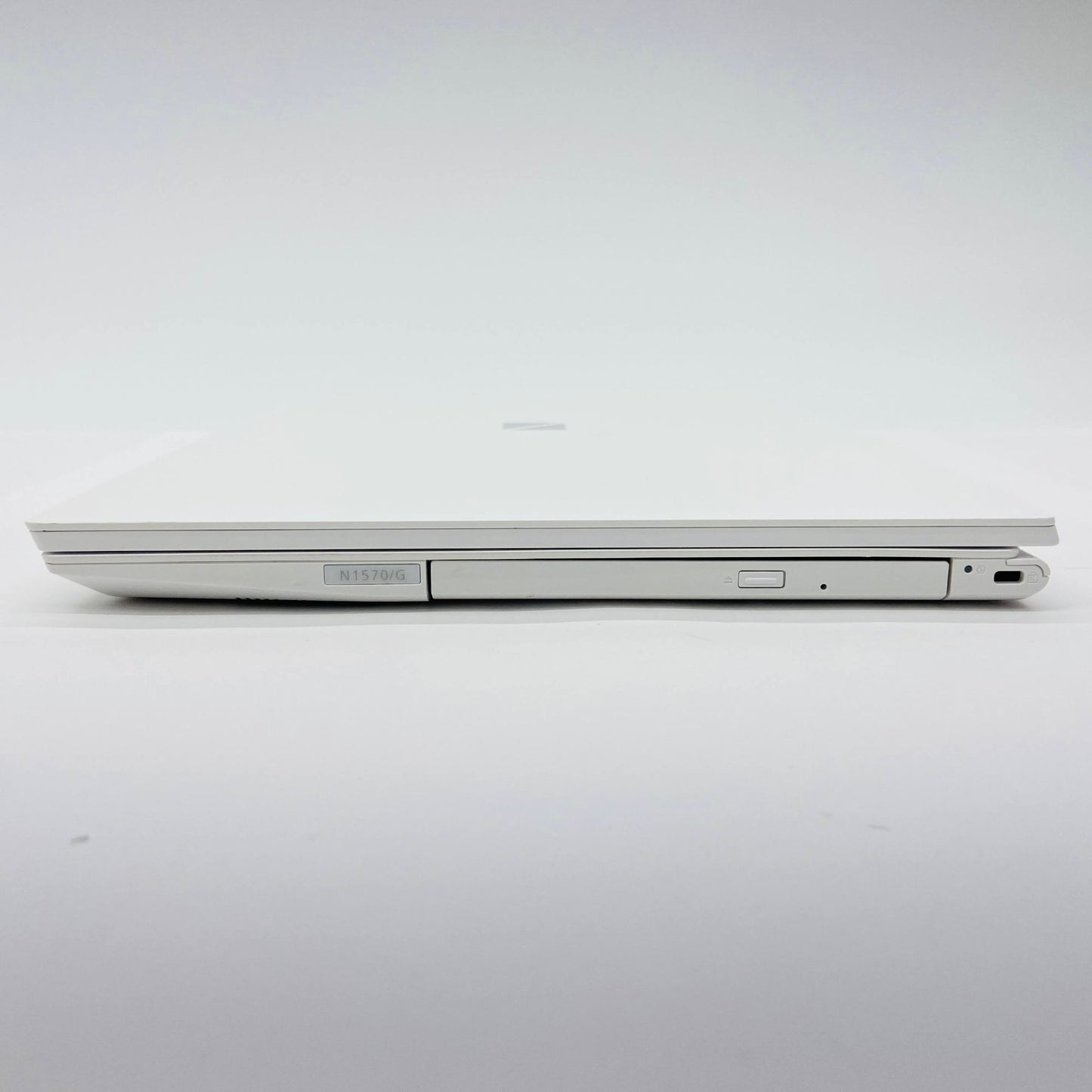 NEC N1570GAW i7-1165G7 16GB SSD 256GB Windows 11Home 【C4854-80】