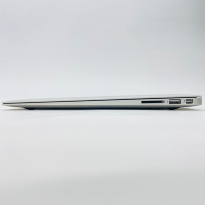 Apple MacBook Air 13インチ (Early 2015) Core i5 1.6GHz/8GB/SSD 256GB MMGG2J/A【C4288-80】