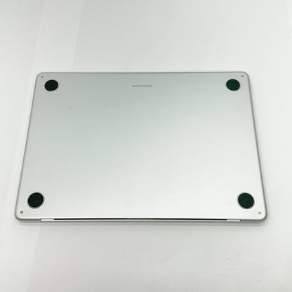 美品 Apple MacBook Air 13インチ 2022 M2 8GB 256GB シルバー MLXY3J/A バッテリー最大容量100%【C5221-80】