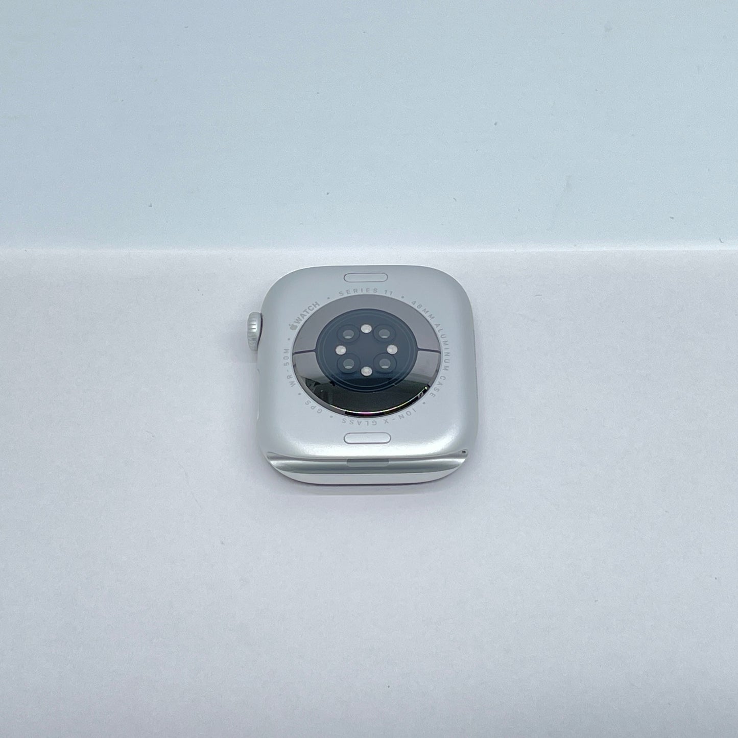 Apple Watch Series 11 46mm GPS シルバーアルミニウム MEWC4J/A バッテリー最大容量100% スポーツバンド【C7012-60】