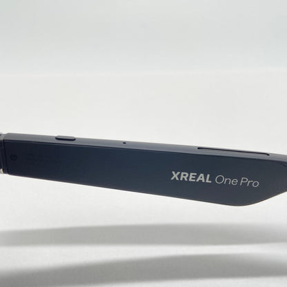 XREAL One Pro スマートグラス Mサイズ 【C7170-60】