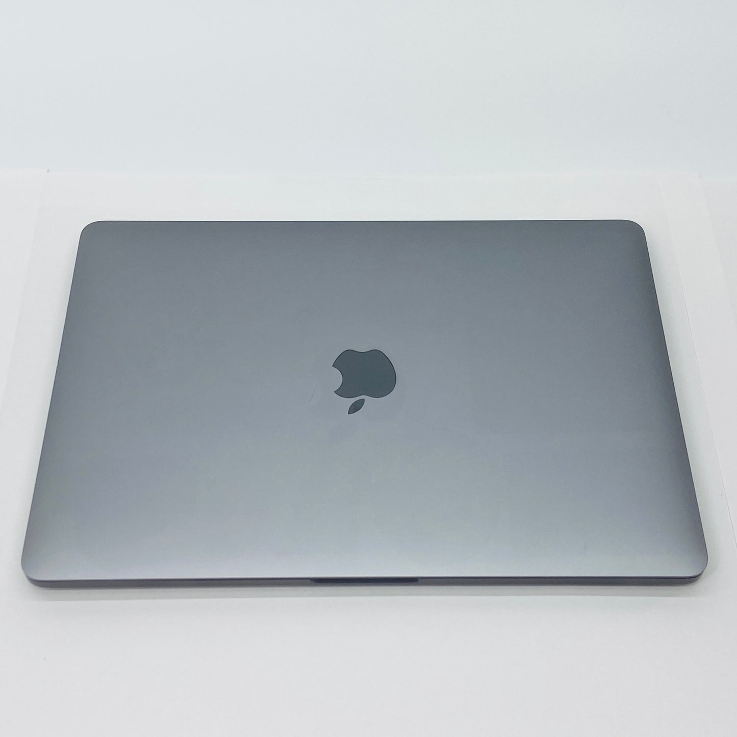 MacBook Pro 2022 13インチ M2 8コアCPU 10コアGPU 8GB 256GB スペースグレー バッテリー最大容量98%【C4914-80】