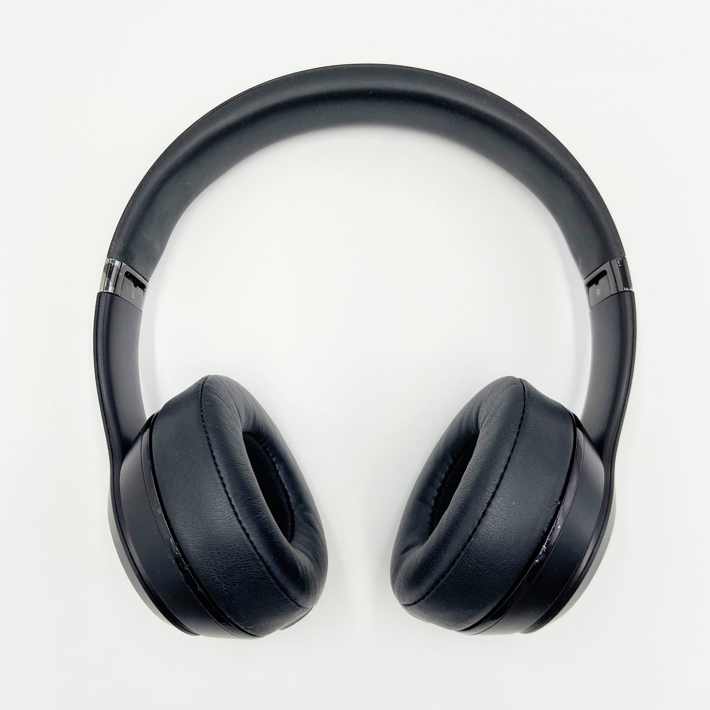 Beats Solo3 wireless A1796 ヘッドホン【C6361-60】
