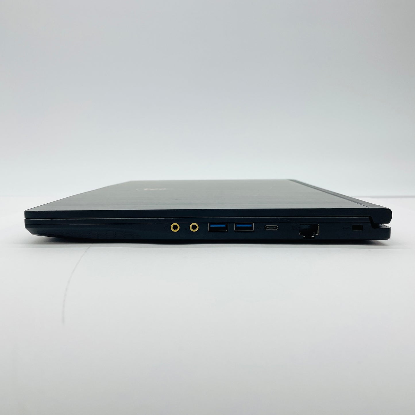 MSI MS-16R4  GF63 Thin 9SCSR Core i7-9750H 16GB SSD 512GB GTX 1650 Ti  Win11 Home【C4564-100】