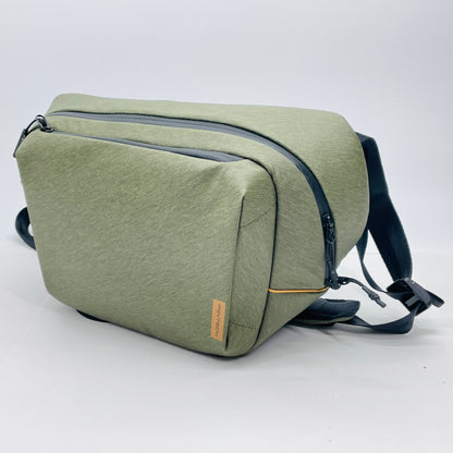 美品 PGYTECH OneGo Solo V2 6L モス グリーン【C4839-80】