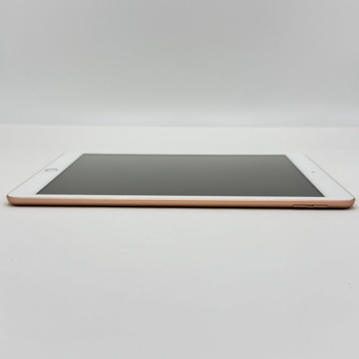 美品 iPad 第7世代 Wi-Fi 32GB MW762J/A ゴールド バッテリー最大容量85% 【C8969-60】