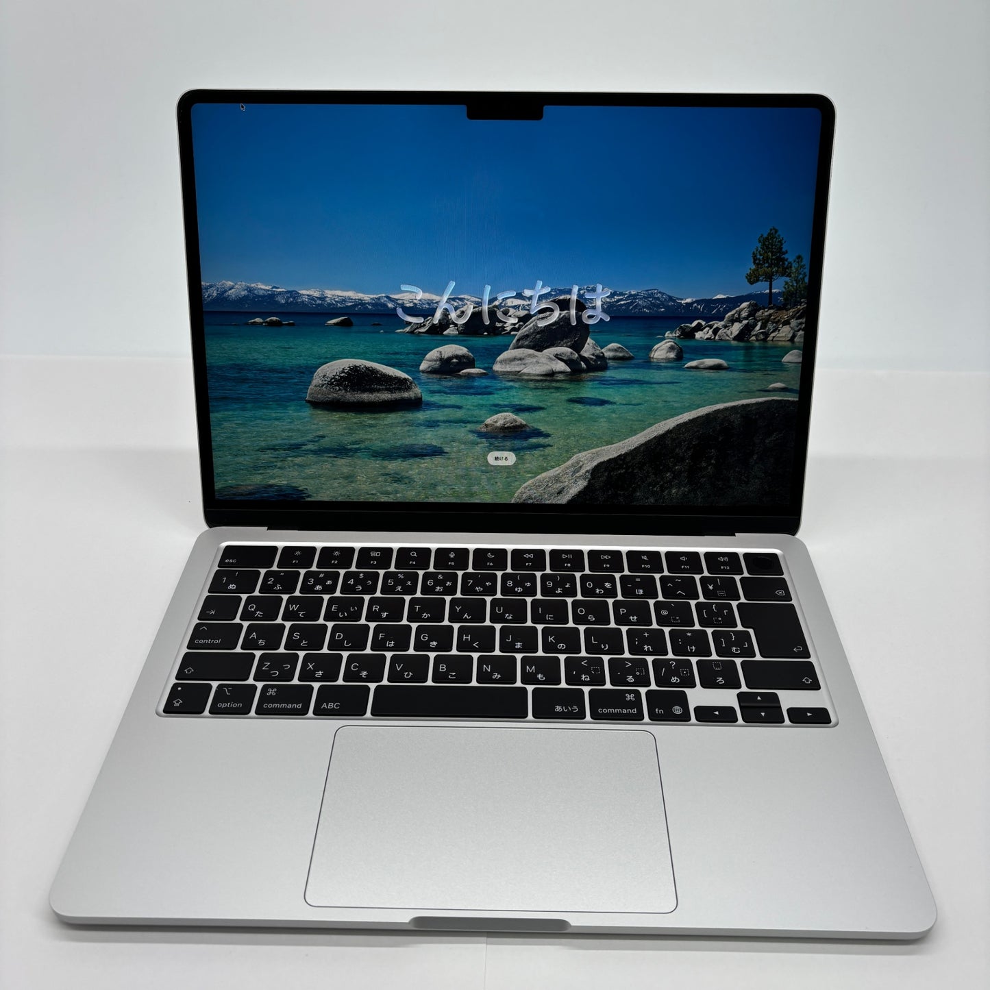 美品 Apple MacBook Air 13インチ  2025 M4 16GB 256GB MW0W3J/A シルバー　充放電回数258回 バッテリー最大容量94%【C6781-80】