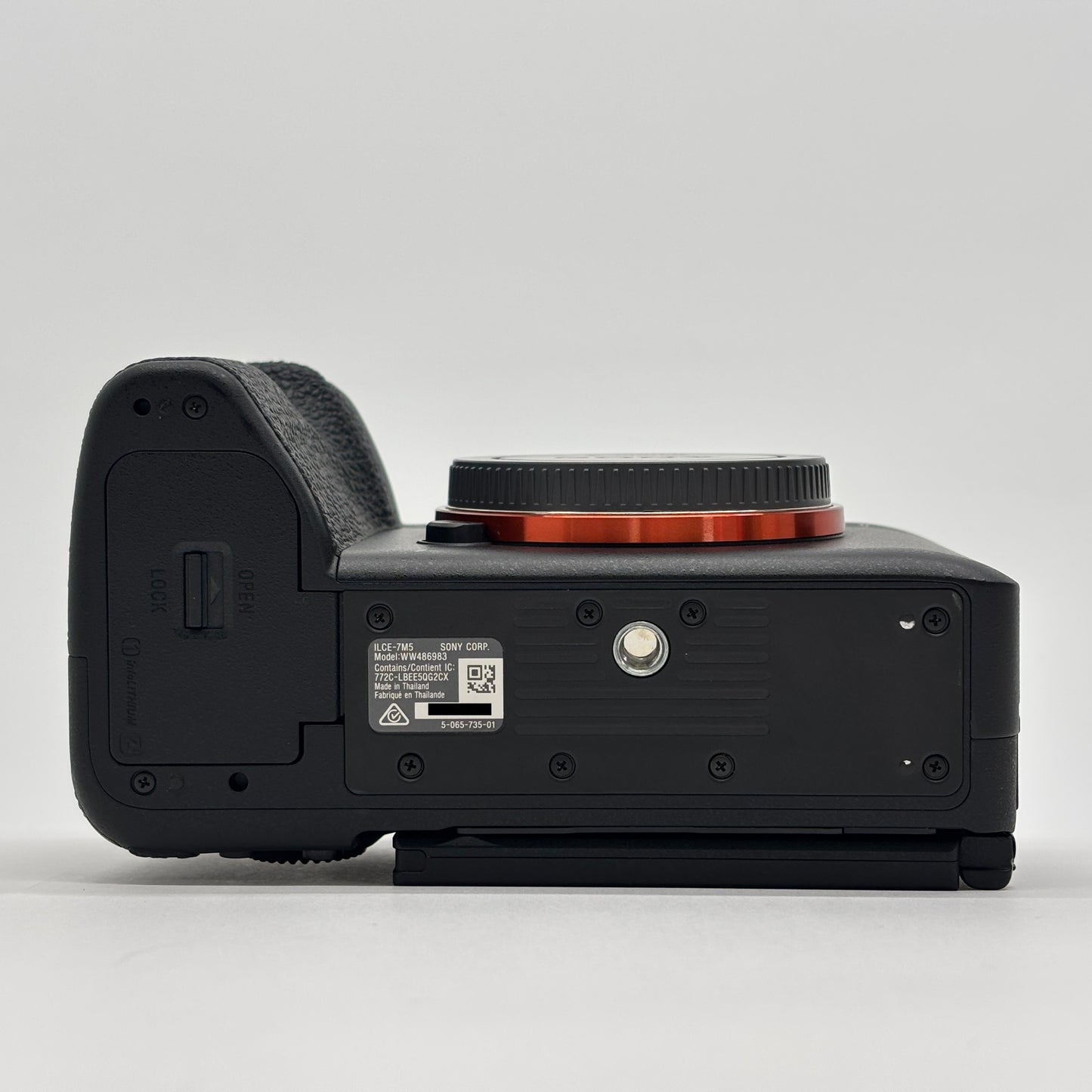美品 SONY α7 V ILCE-7M5 ボディ シャッター回数7,087回【C8486-60】