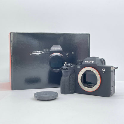 美品 SONY α7 IV ILCE-7M4 ブラック ミラーレス一眼 付属品完備【C7723-80】