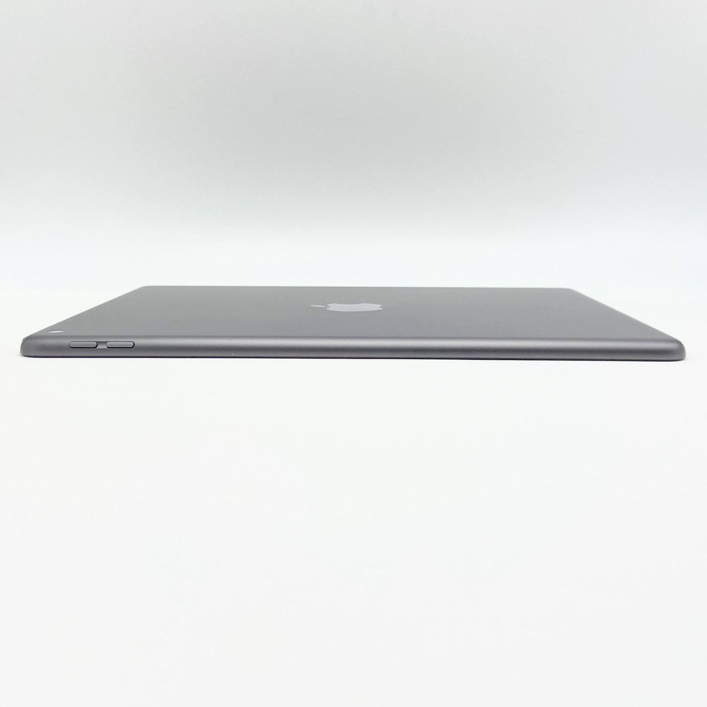 iPad 第7世代 32GB MW742J/A A2197 Wi-Fiモデル スペースグレイ バッテリー最大容量90%【C6269-60】