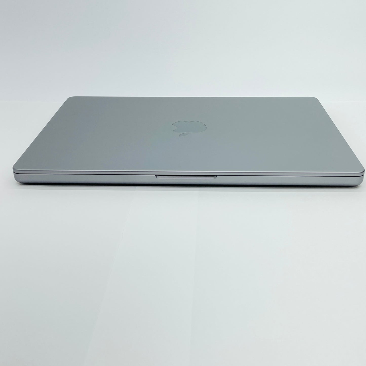 美品 Apple MacBook Pro 14インチ M3 16GB 512GB シルバー バッテリー最大容量97%【C4562-80】