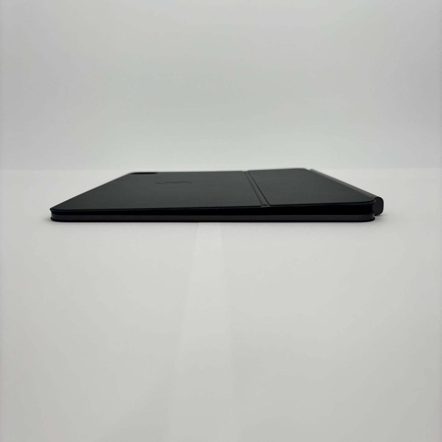 新品同様 美品 Apple iPad Magic Keyboard MWR53J/A 日本語 ブラック【C8533-80】