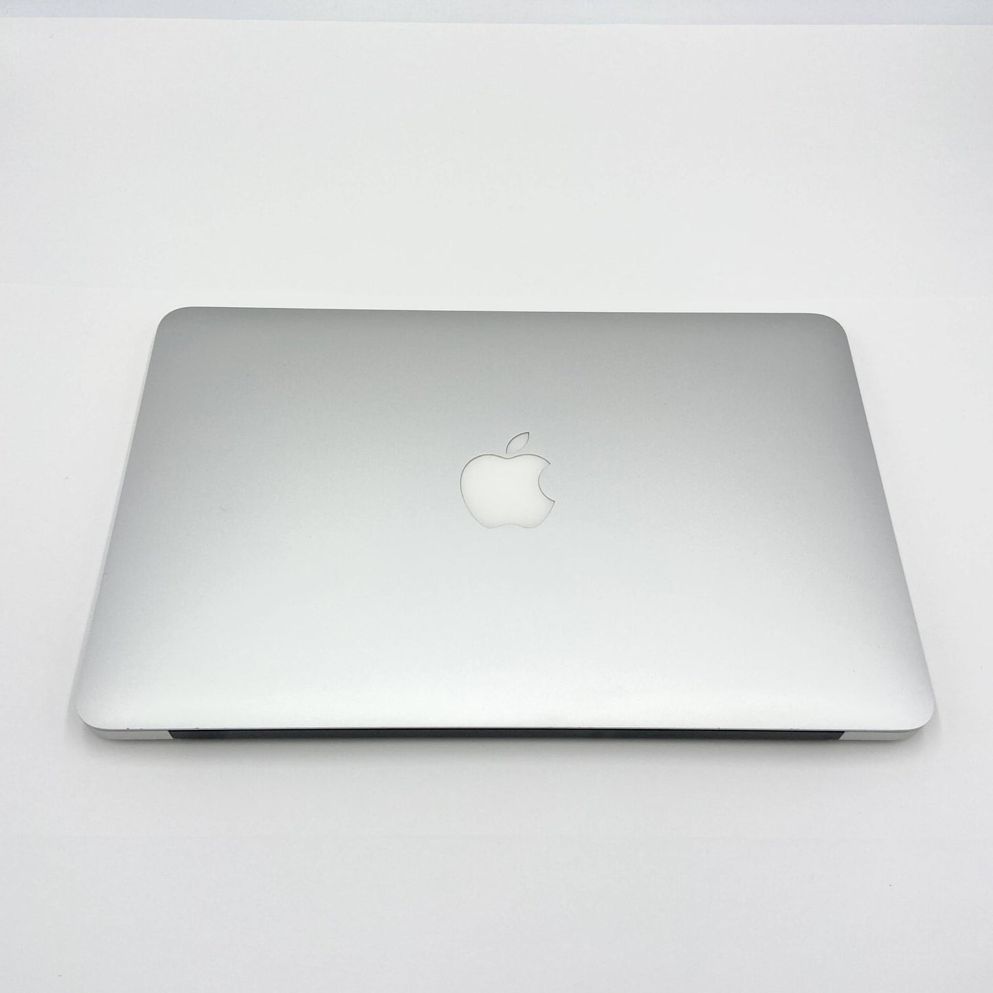 MacBook Air 2015 11インチ A1465 Core i5 4GB SSD 128GB 【C5588-80】