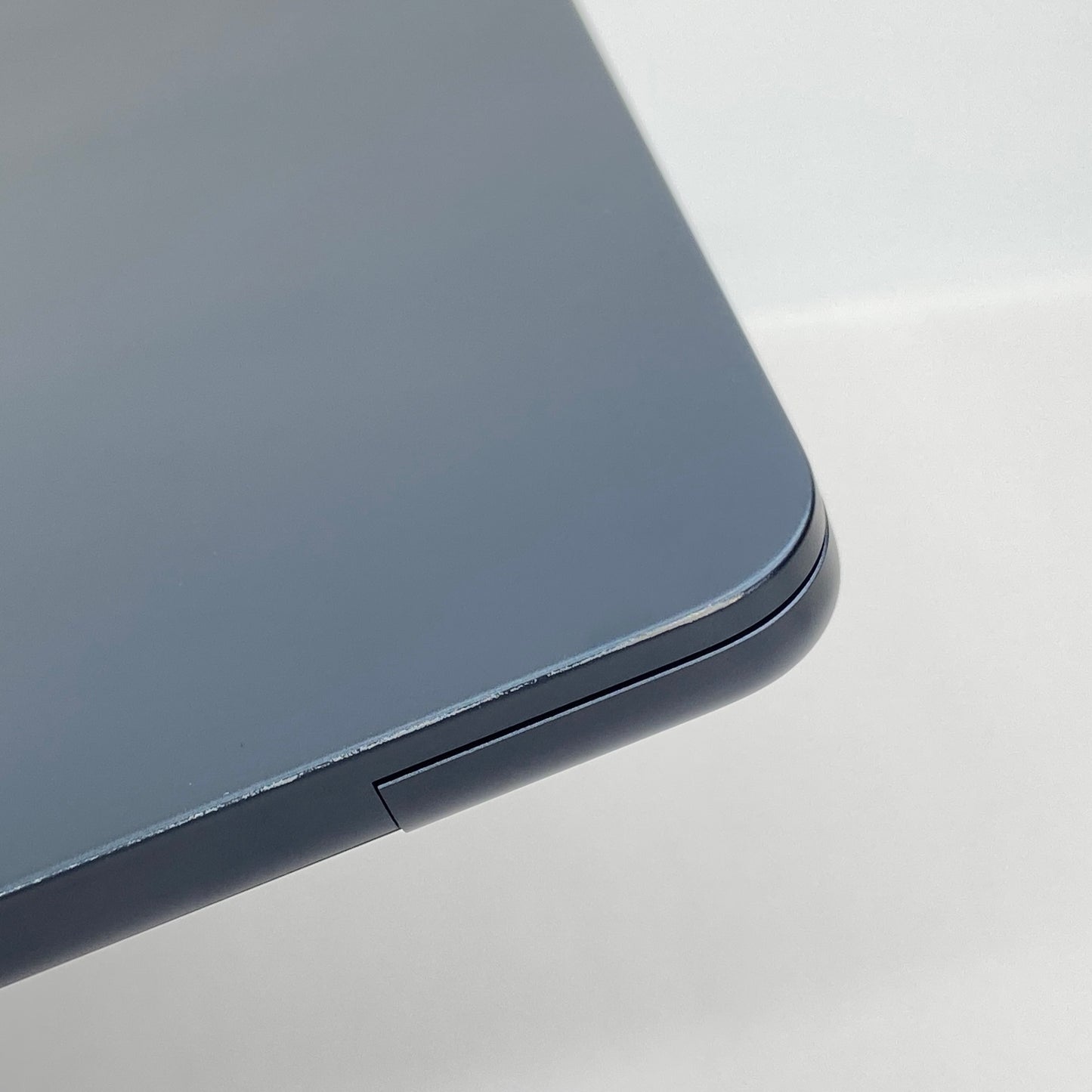 Apple MacBook Air 15インチ M2 2023 8コアCPU 10コアGPU 16GB 512GB バッテリー最大容量100% 付属品完備【C6262-100】