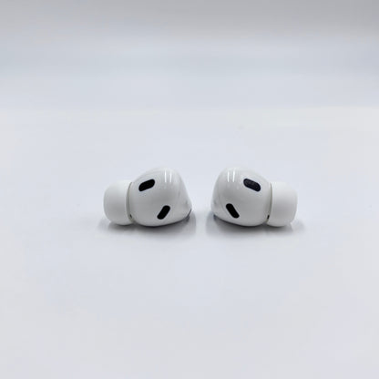 Apple AirPods Pro 第2世代 MagSafe充電ケース(USB-C)付き MTJV3J/A【C5057-60】