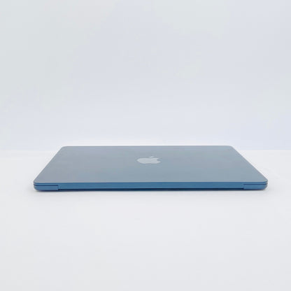 美品 MacBook Air 13インチ M5 10コアCPU 10コアGPU 16GB 512GB ミッドナイト バッテリー最大容量100%【C7795-80】