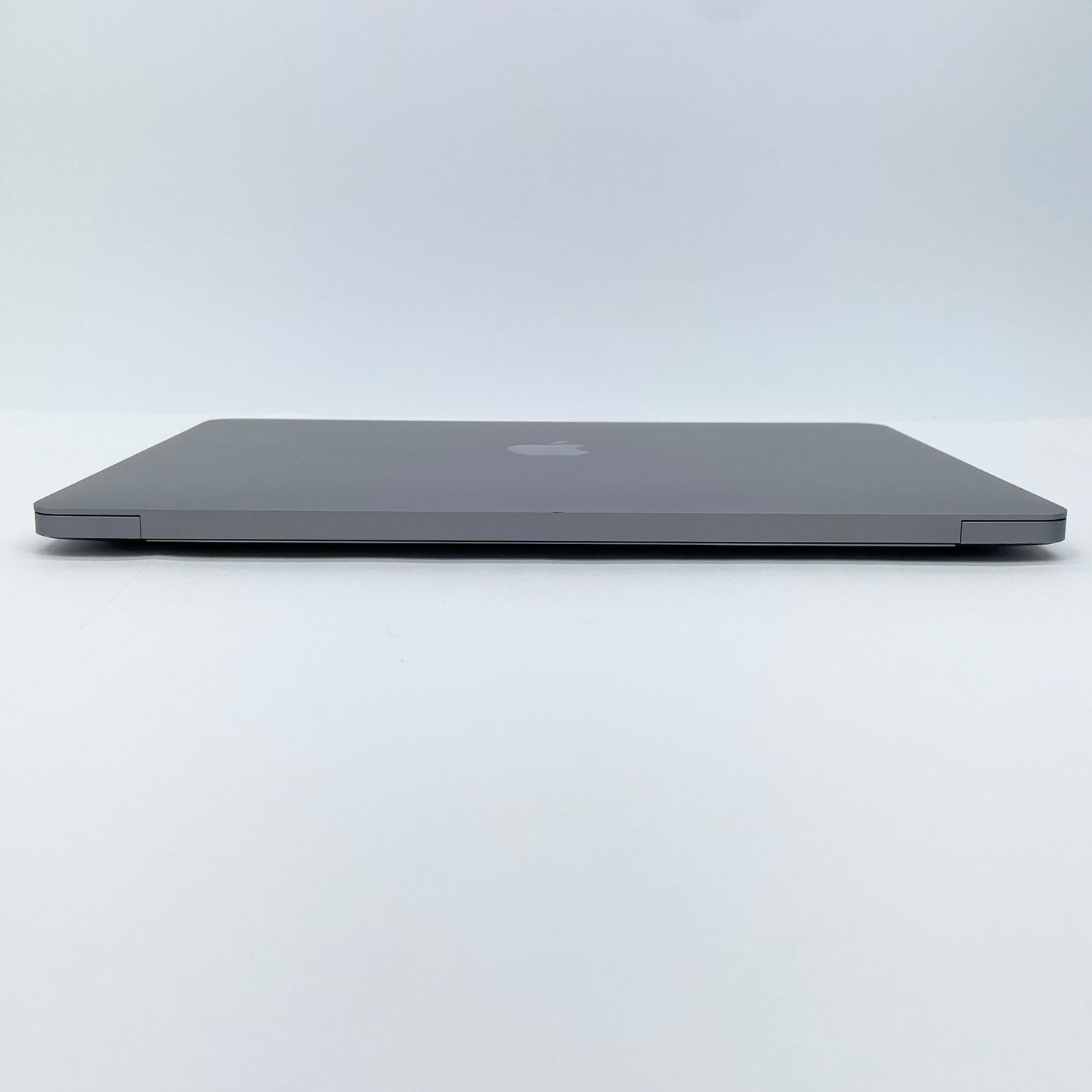 MacBook Air Retina 13インチ (Late 2020) Apple M1 8コア/8GB/SSD 256GB スペースグレイ MGN63J/A  バッテリー最大容量93% 【C8228-80】