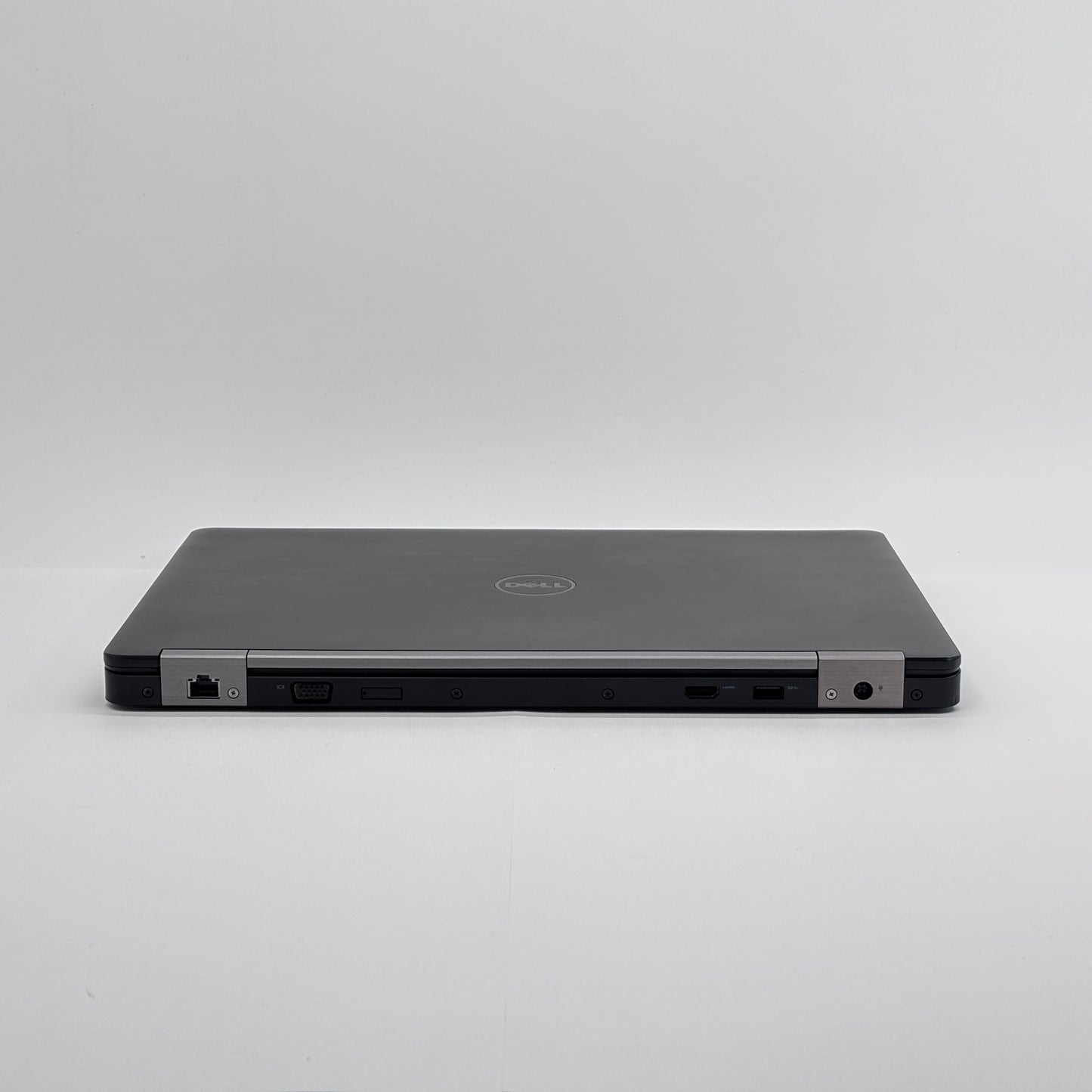 DELL Precision 3510 i7-6820HQ 8GB Windows10Pro SSD 256GB バッテリー最大容量83%【C8050-80】