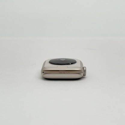 美品 Apple Watch SE (第2世代) GPSモデル 40mm MNJP3J/A スターライト【C7570-N】
