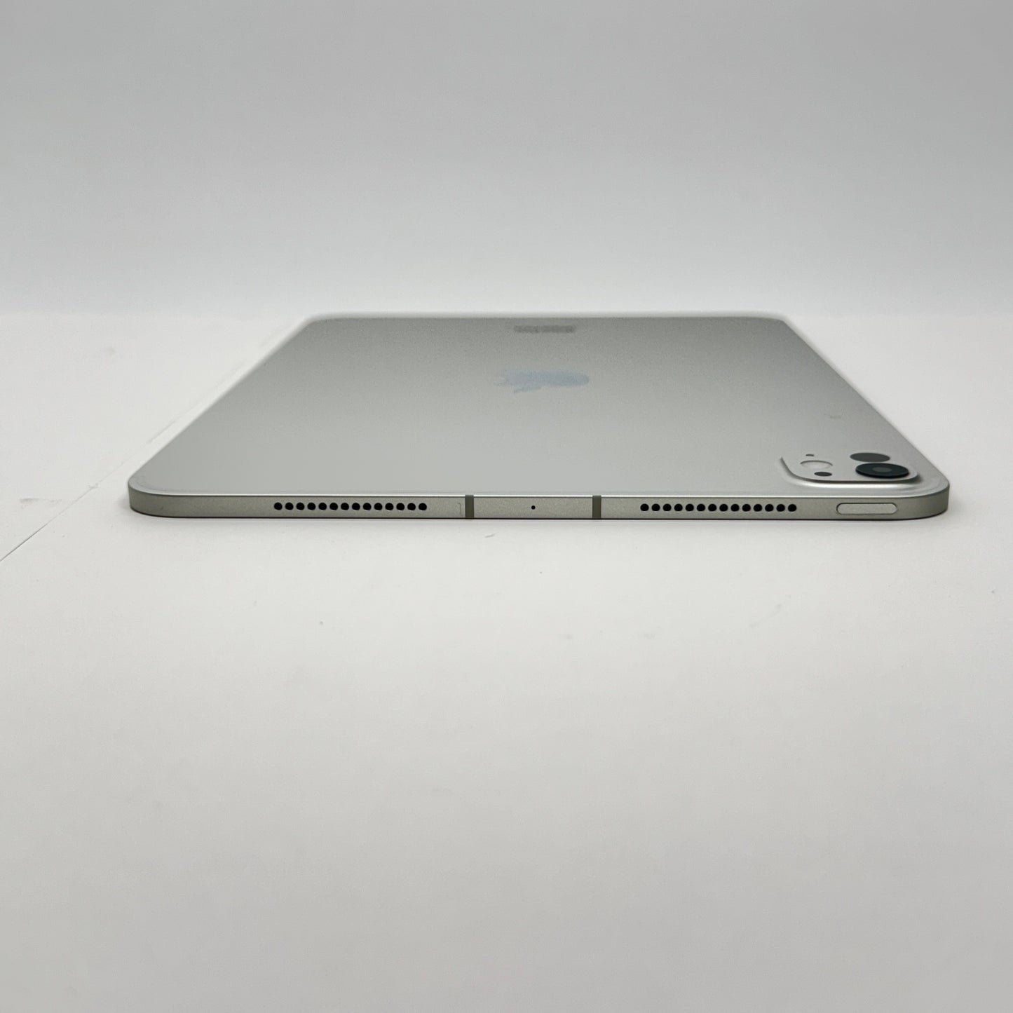 美品 SIMフリー iPad Pro 11インチ M4 Wi-Fi+Cellular 256GB MVW23J/A シルバー バッテリー最大容量100%  付属品完備 純正カバー付属【C7746-80】