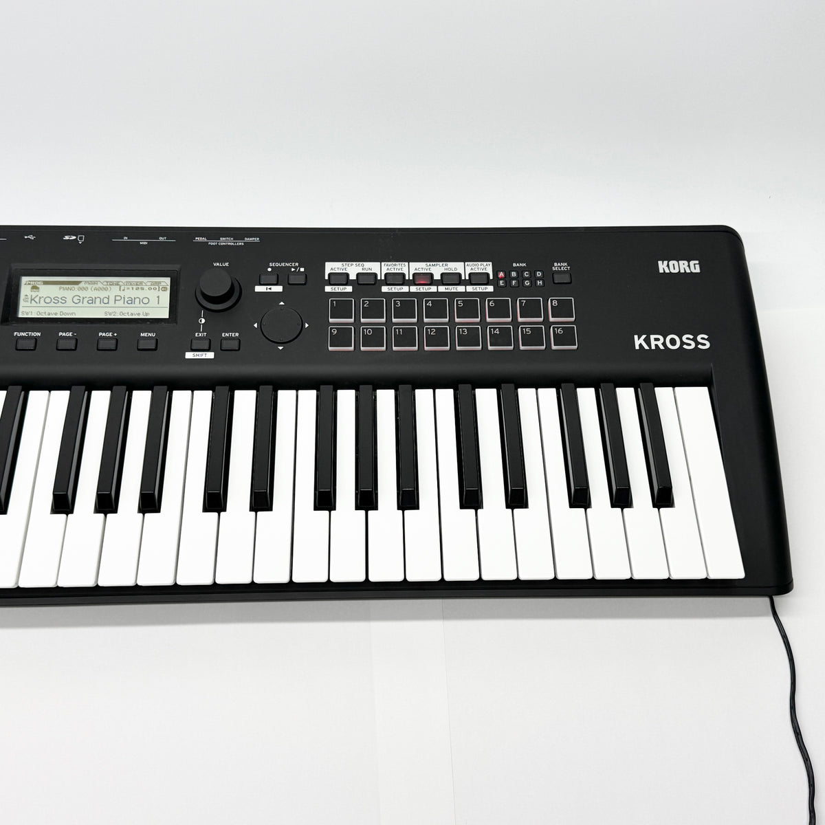 KORG ( コルグ ) KROSS2-61-MB Roland UM-ONE mk2同梱 マットブラック シンセサイザー【C9255-160】