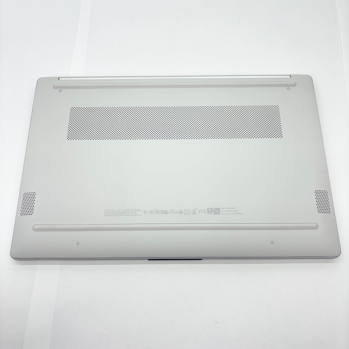 美品 HP Laptop 15-fd0095wm i5 1235U 16GB SSD512GB USキー windows11home サイクルカウント2回 バッテリー最大容量100%  【C5127-100】