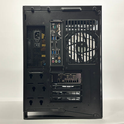 美品 ピラーレス自作ゲーミングPC Ryzen 7 5700X 32GB nvmeSSD2TB Radeon RX 9060 XT Windows11 Home【C8511-140】