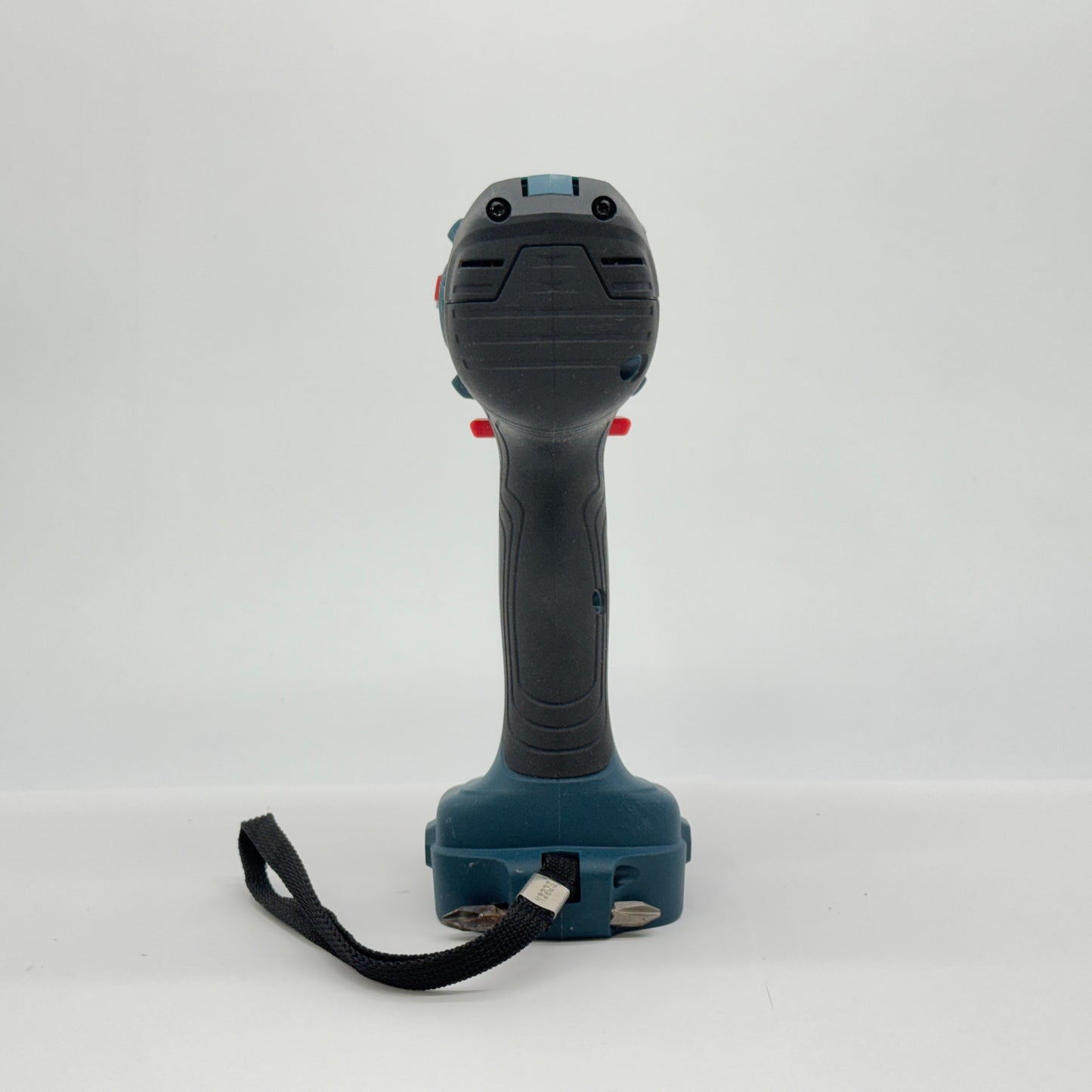 Bosch Professional ボッシュ コードレスインパクトドライバー 18V GDR18V-160 バッテリー2個 付 18V/2.0Ah【C6545-140】