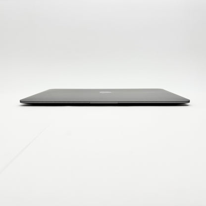 美品 MacBook Air Retina 13インチ 2018 1.6GHz デュアルコア i5 8GB 256GB  スペースグレイ【C8683-80】