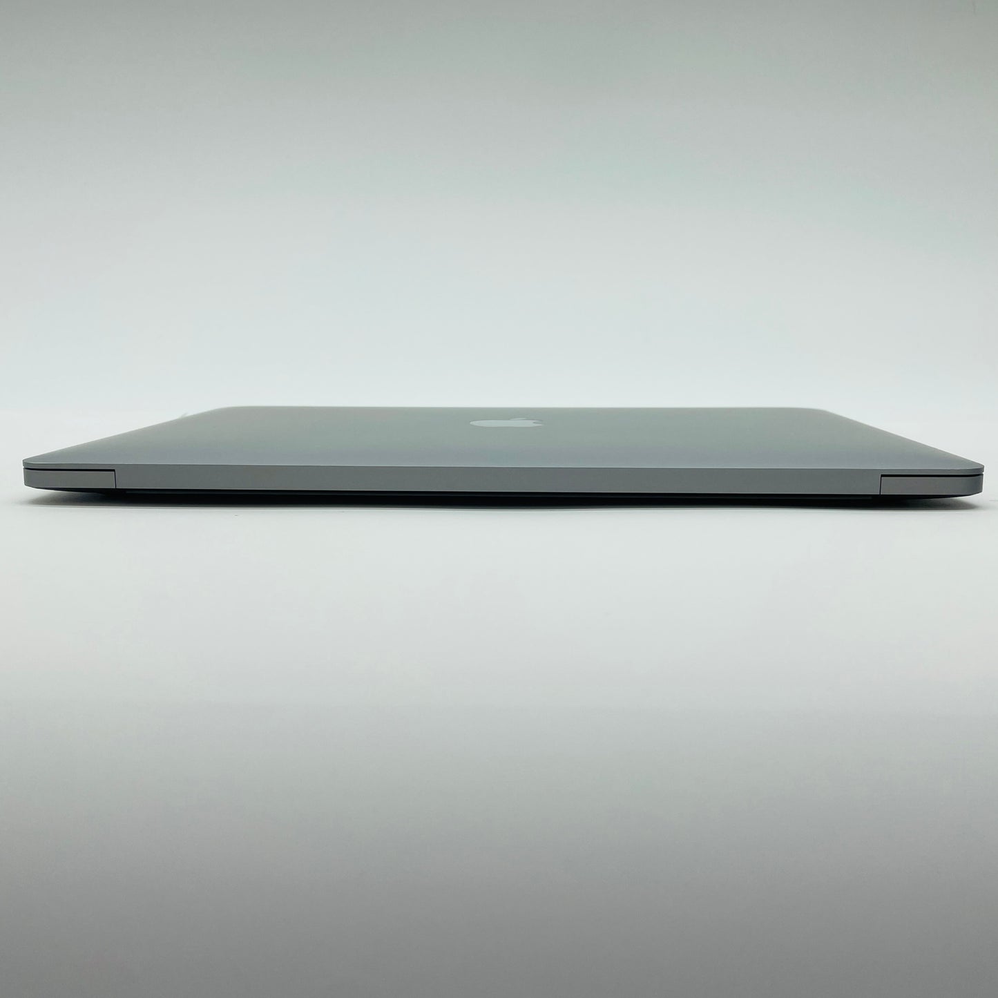 Apple MacBook Pro 13インチ 2020 2.3GHz クアッドコア i7 16GB 512GB Thunderbolt 3ポート x 4 【C4047-80】