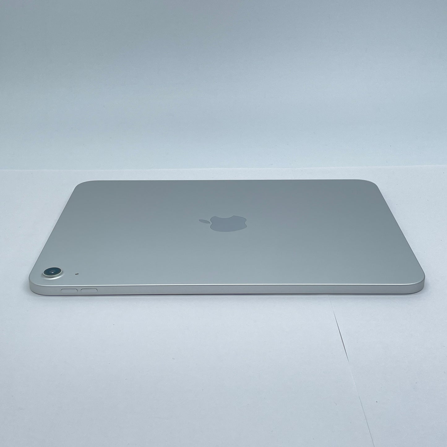 新品同様 美品 iPad11 10.9インチ Wi-Fi 128GB MD3Y4J/A シルバー バッテリー最大容量100%【C7206-60】