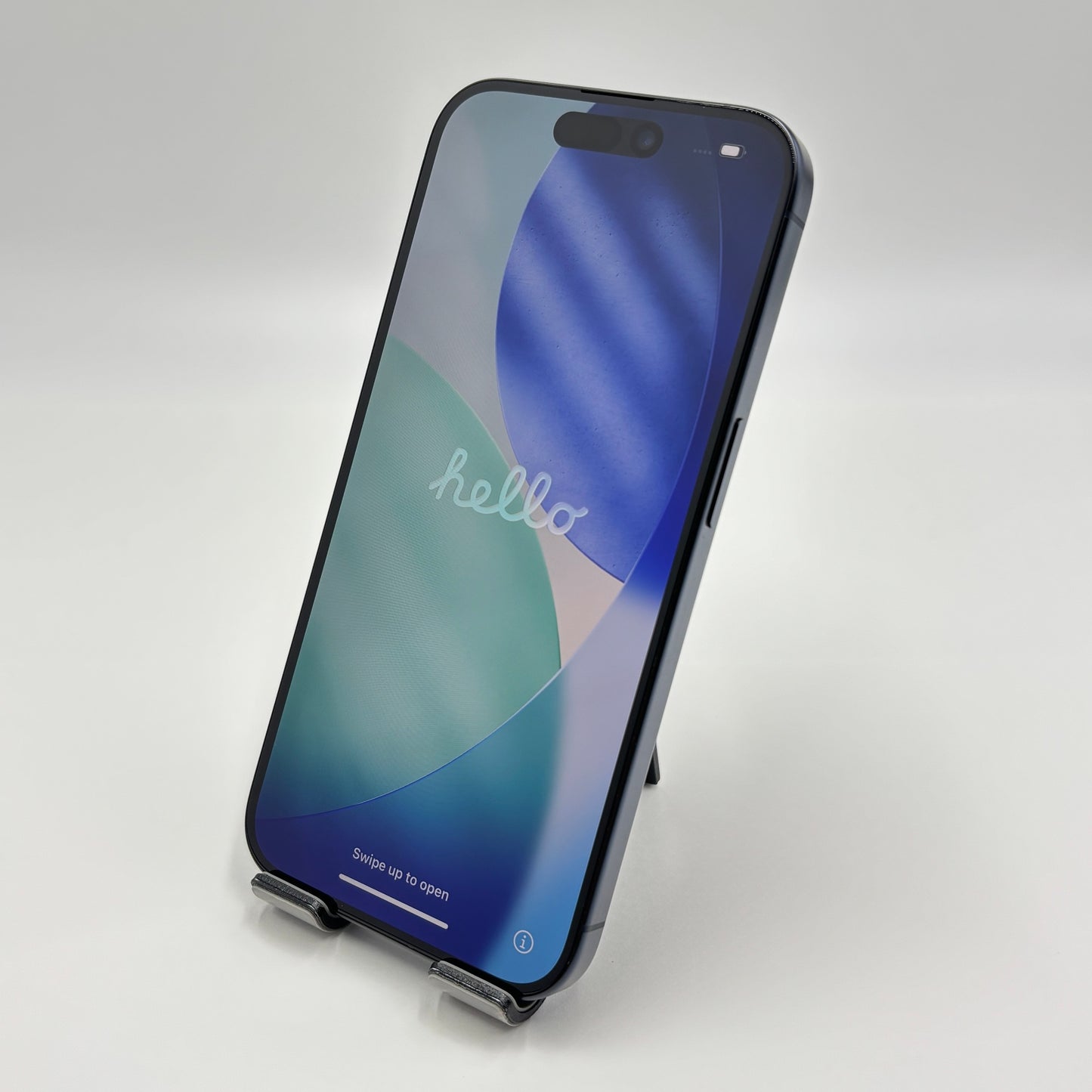 美品 iPhone 15 Pro 256GB SIMフリー NTUG3J/A ブルーチタニウム 充放電回数194回 最大容量99%【C6780-C】