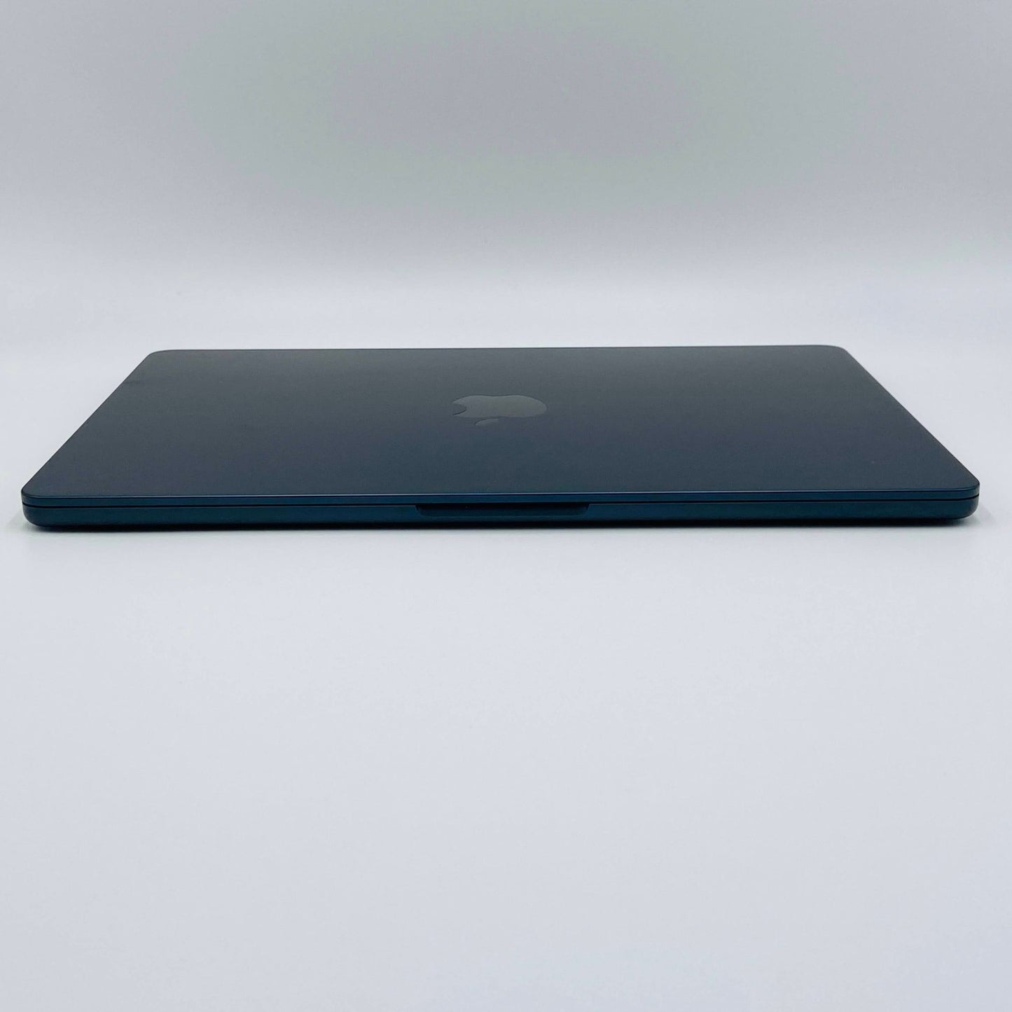 美品 MacBook Air 13インチ M3 2024 24GB 512GB MC8Q4J/A 【C3992-80】