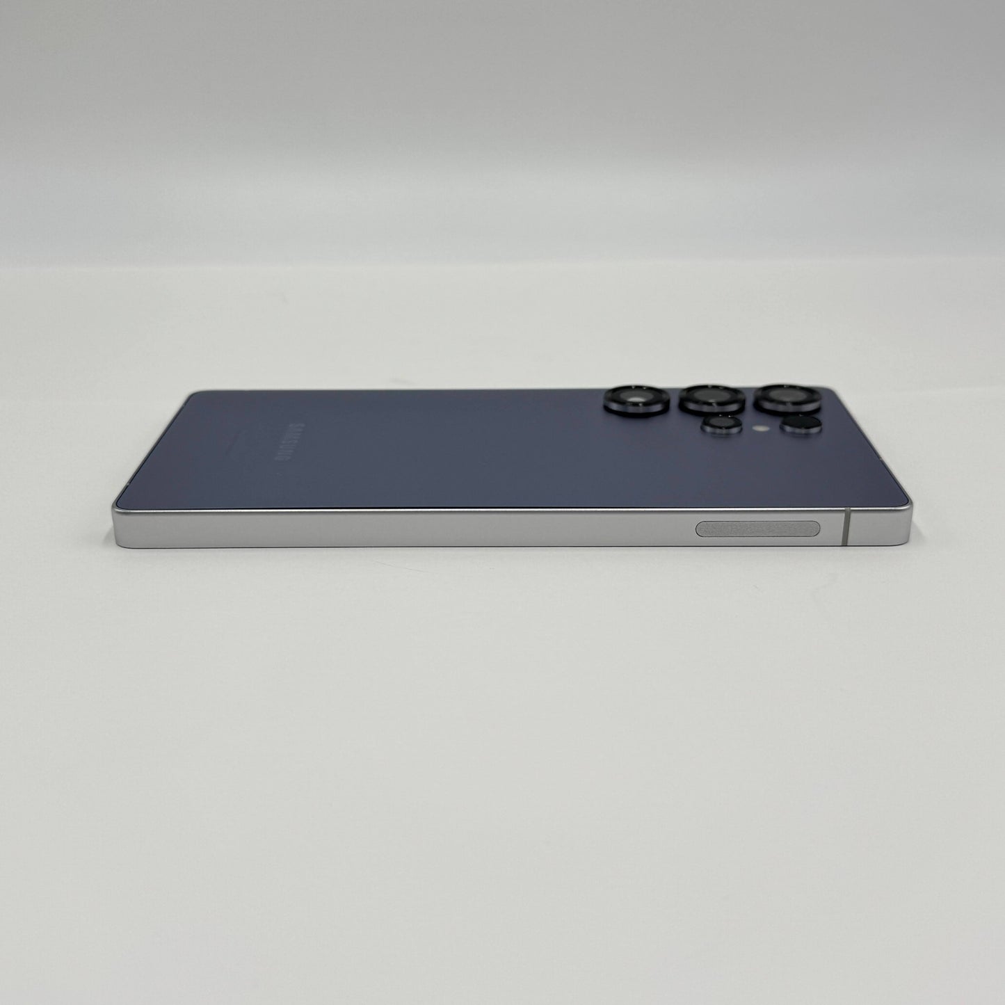 美品 Galaxy S25 Ultra SM-S938Q 256GB SIMフリー チタニウムブラック 国内版 【C6029-C】