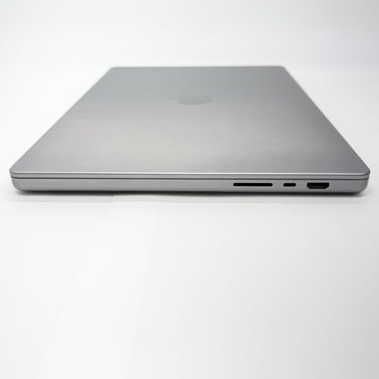 MacBook Pro Touch ID 16インチ (Late 2021) Apple M1 Max 10コアCPU 32コアGPU 32GB SSD 1TB スペースグレイ MK1A3J/A バッテリー最大容量100%【C5197-100】