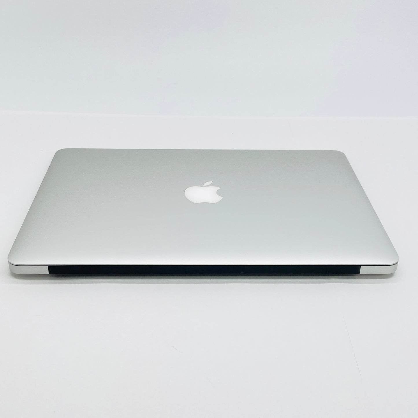 Apple MacBook Air 2015 13インチ i5 8GB 128GB 【C7378-80】