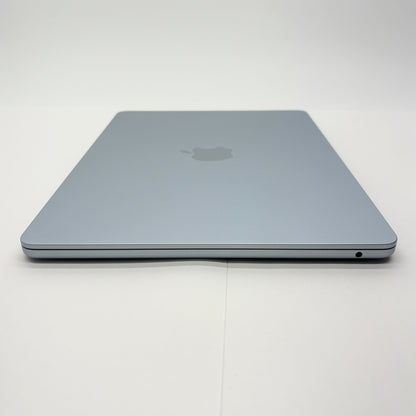 新品同様 美品 MacBook Air 13インチ (Early 2025) Apple M4 10コア 24GB SSD 512GB スカイブルー MC6V4J/A 充放電回数8回 バッテリー最大容量100%【C7977-80】