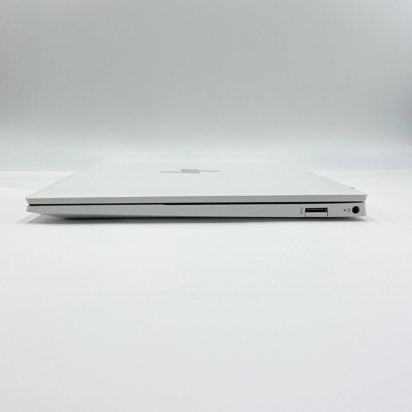 美品 HP Pavilion Aero Laptop 13-be2010AU AMD Ryzen 7 7735U 16GB 512GB Windows11Home バッテリー最大容量100% 【C5819-80】