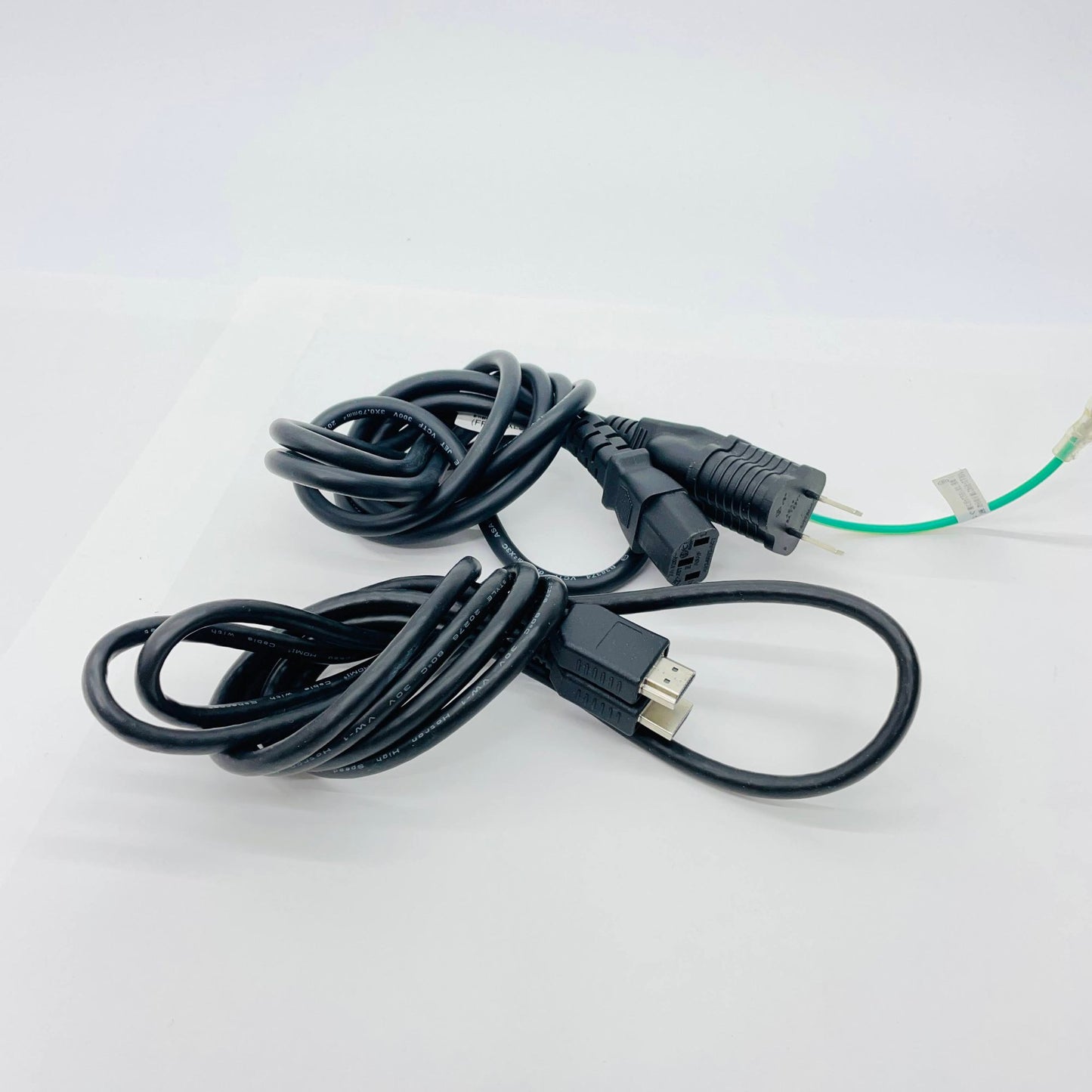 LENOVO ideacentre 720-18ICB i7 9700 16GB 1TB SSD Windows11Home【C4320-140】