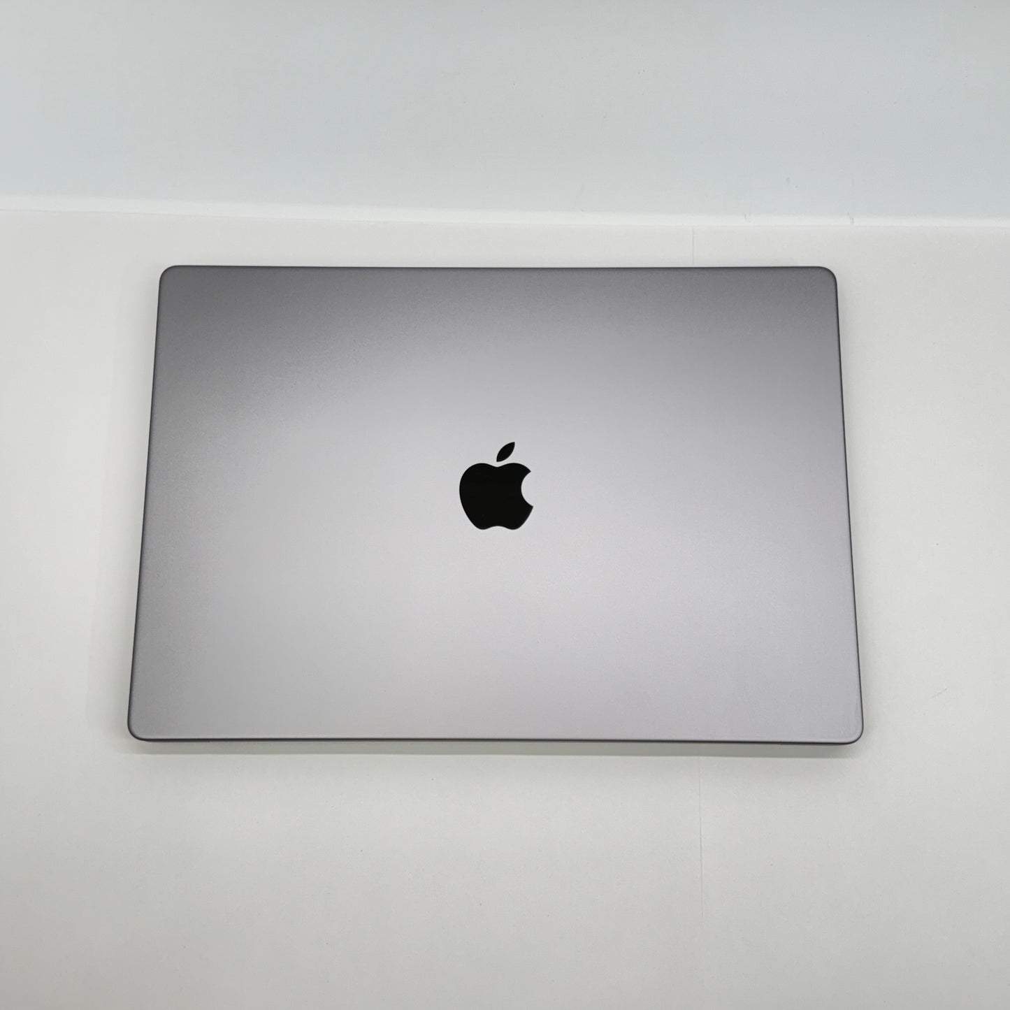 Apple MacBookPro 16インチ M1 Max 64GB 1TB 充放電回数51回 バッテリー最大容量96% US配列 【C7242-80】