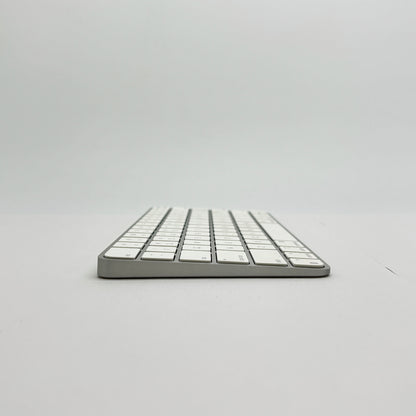 美品 Apple Magic Keyboard マジックキーボード with Touch ID MK293LL/A【C8558】
