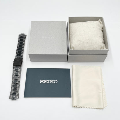 美品 セイコー SEIKO 5 21石 7S26-02T0 自動巻き 腕時計 ブラック文字盤 デイデイト箱・説明書【C8023-60】