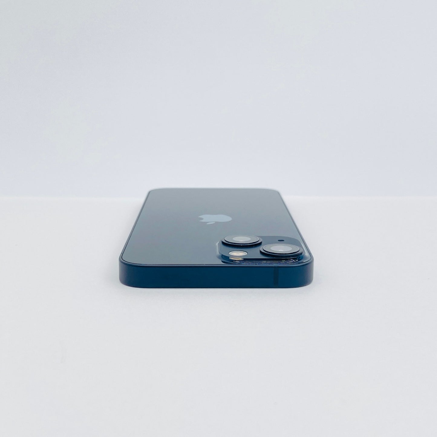美品 Apple iPhone13 mini 128GB Midnight A2626 MLJC3J/A バッテリー最大容量90%【C7606-C】