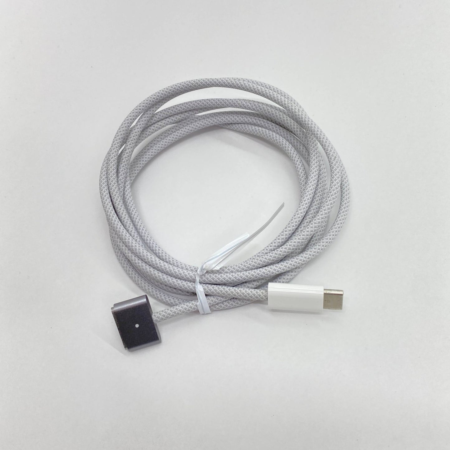 美品 Apple MacBook Air Liquid Retina 13.6インチ (Mid 2022) Apple M2 8コア/8GB/SSD 256GB スペースグレイ MLXW3J/A 充放電回数5回 バッテリー最大容量100%【C5240-80】